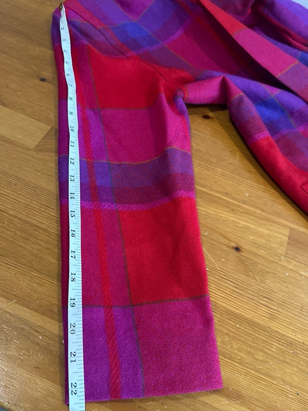 Thermo Jac Blazer 100%Pure Wool VintageOpen-Front Plaid Blazer in Red and Pink - Picture 8 of 15